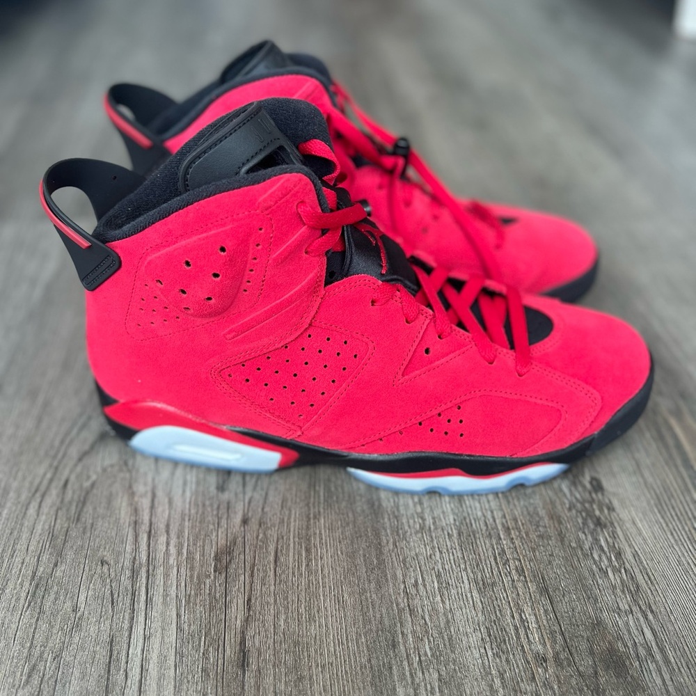 Red High-Top Men's Sneakers